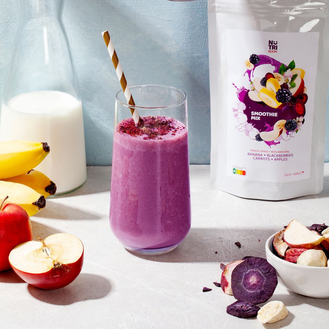 smoothie-box-9-smoothie-blends-freeze-dried-fruits-berries-veggies-healthy-sustainable-natural