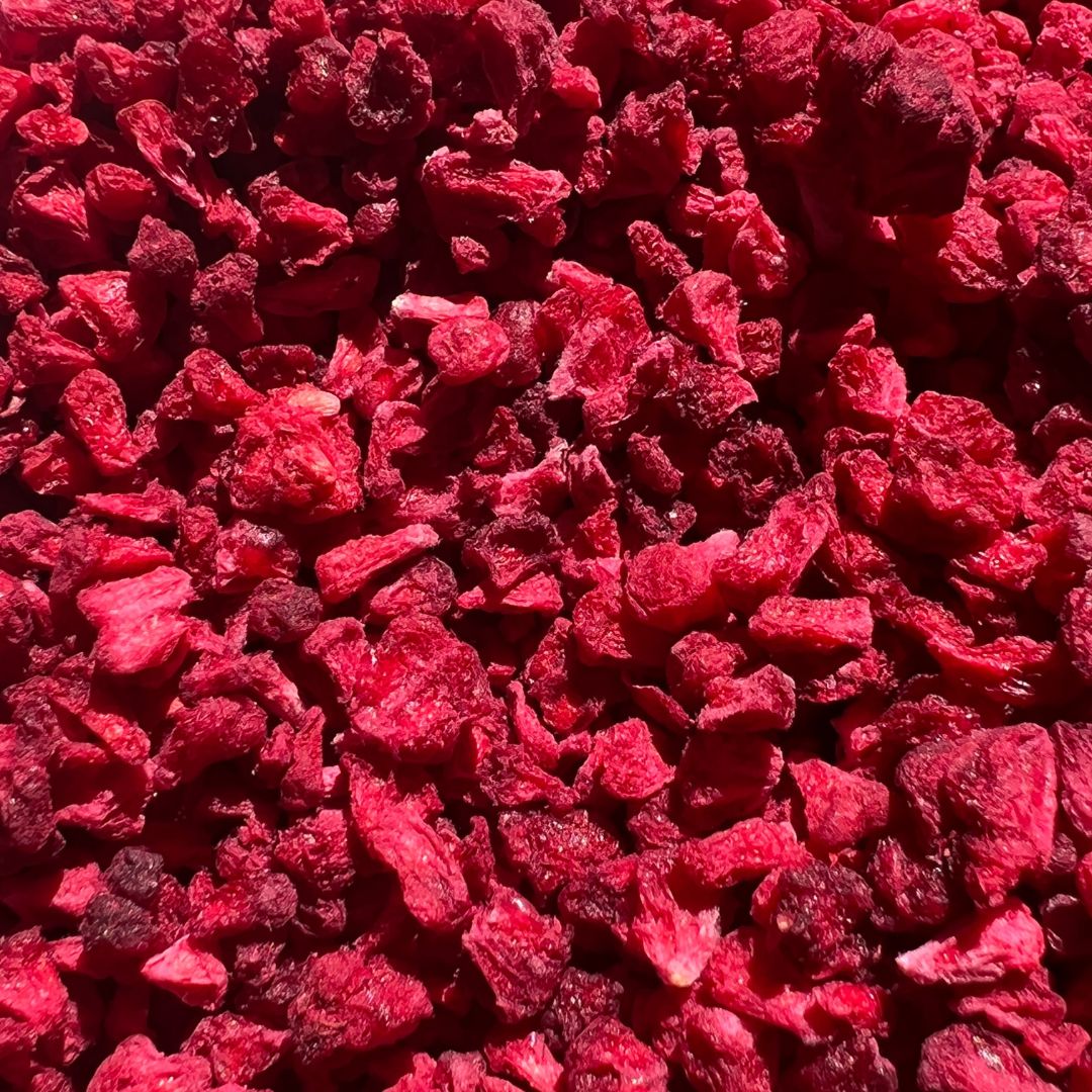Freeze dried Raspberry grits – NutriBoom