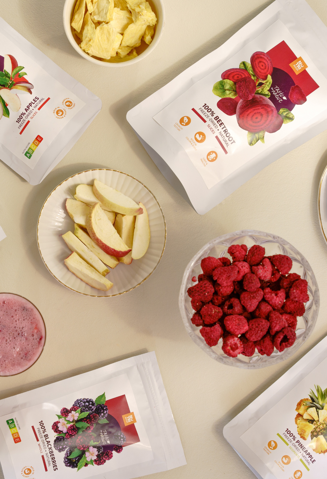 freeze-dried-smoothies-ready-to-blend-nutriboom-no-added-sugar-healthy-snacks-plant-based-sustainable-food-nutrient-dense-recipe-mobile3
