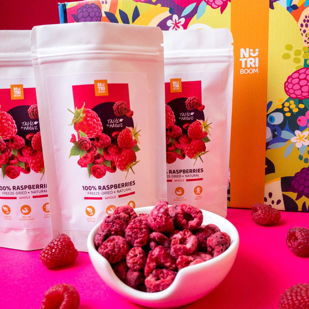 raspberries-freeze-dried-nutriboom-healthy-snacks-natural-treats-sweets-office-tasty-crunchy-on-the-go-sustainable-clean-label-whole-foods-fruits-1